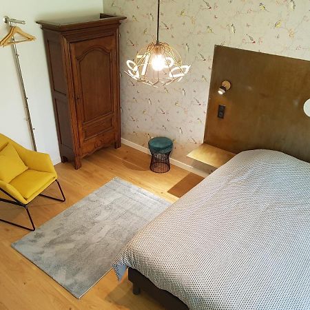 La Belle Jaune- Bed And Breakfast Moulins-les-Metz Екстер'єр фото