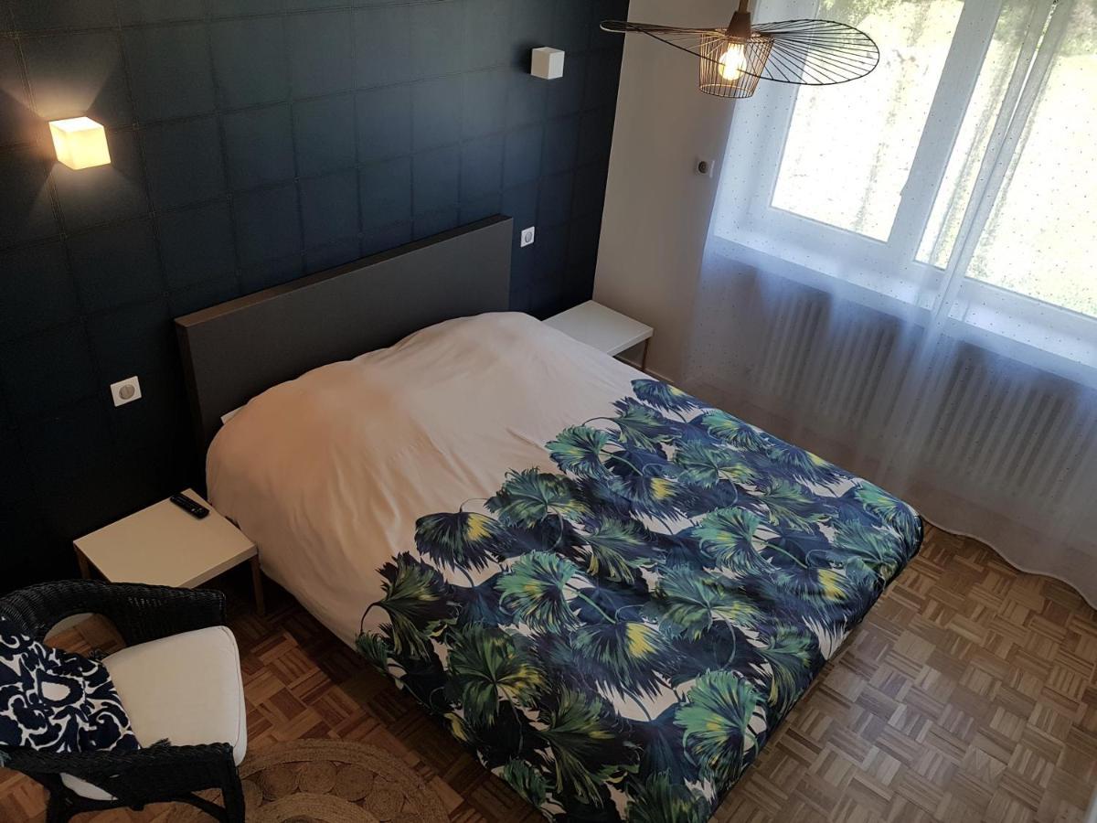 La Belle Jaune- Bed And Breakfast Moulins-les-Metz Екстер'єр фото