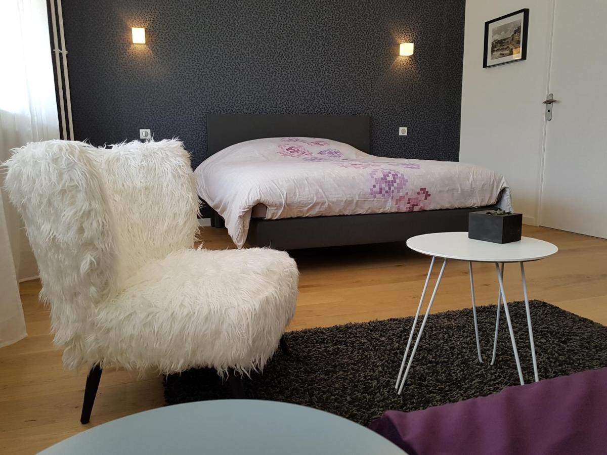 La Belle Jaune- Bed And Breakfast Moulins-les-Metz Екстер'єр фото